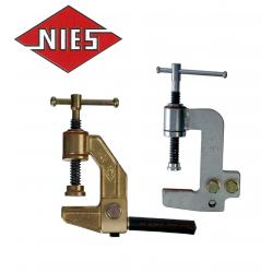 PZ 1.  Pole clamp with insulated spindle and nut to prevent annealing or charring 